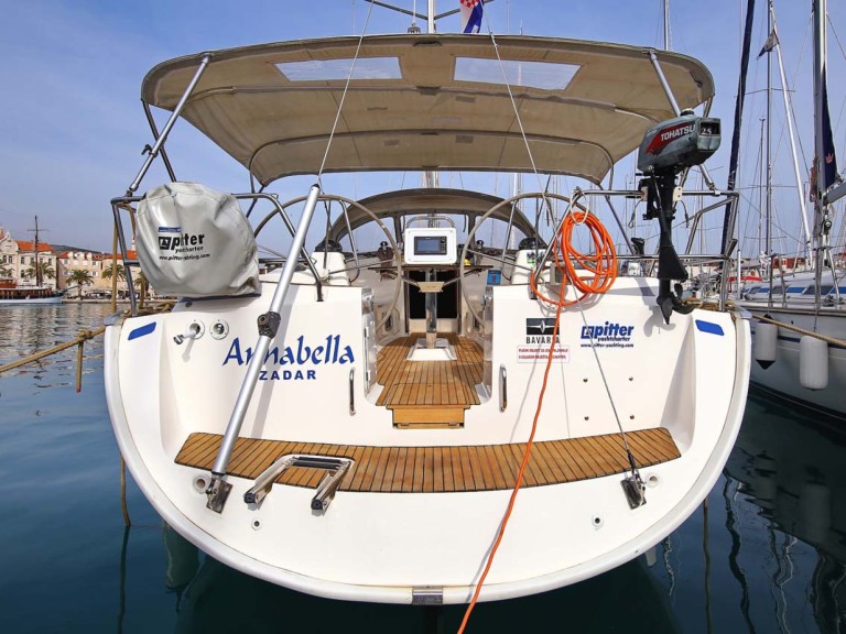 Hire Sailboat Bavaria with a boat licence