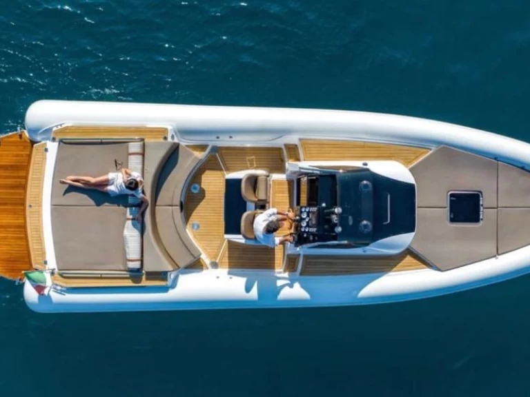 RIB to hire Palermo at the best price