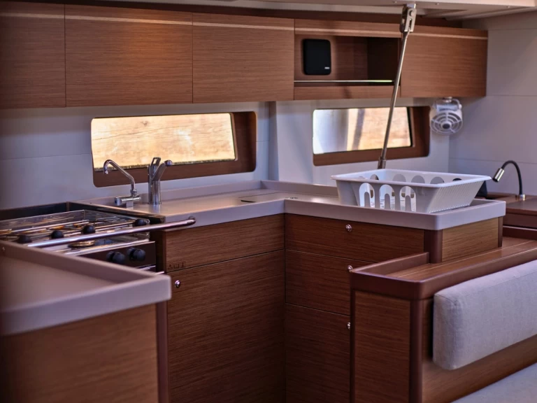 Yacht charter Furnari - Bénéteau Oceanis 51.1 on SamBoat