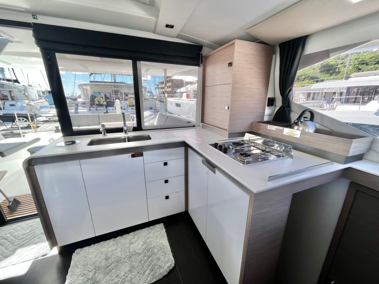 Yacht hire Tortola cheap Fountaine Pajot