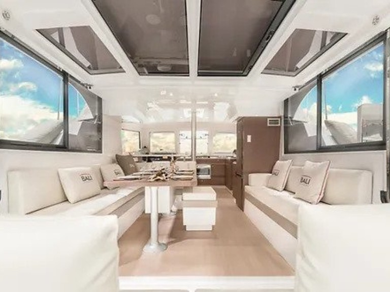 Hire a Bali Catamarans Bali Catspace Voile Tortola