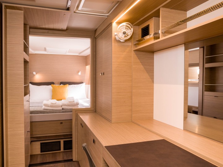 Yacht hire Tortola cheap Lagoon