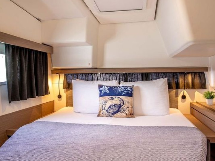 Yacht hire Tortola cheap Fountaine Pajot