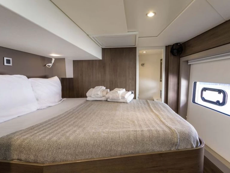 Hire Catamaran Bali with a boat licence