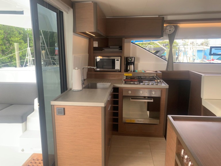 Catamaran hire in Tortola - LAGOON 50 Lagoon 50