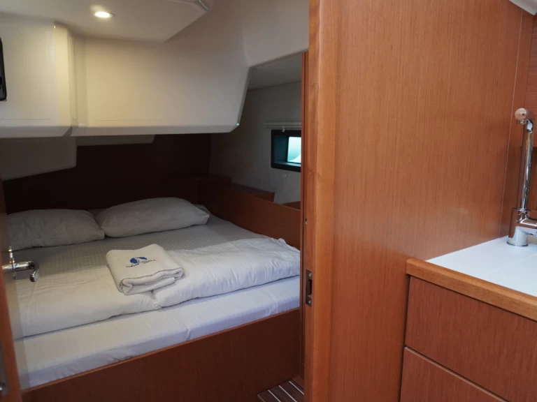Charter a Bavaria Bavaria C42 in Fethiye on Samboat
