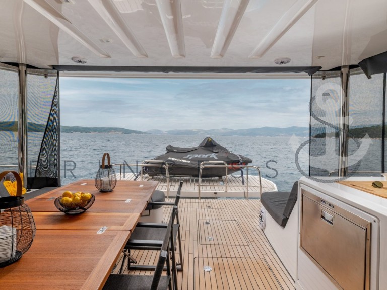 Lagoon Lagoon 55 - 4 cab. charter bareboat or skippered in  Kaštela