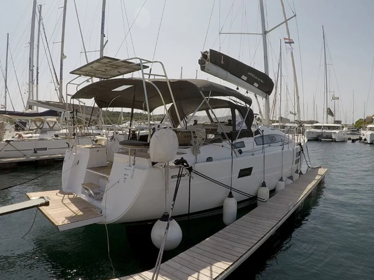 Sailboat hire in Šibenik - Elan Impression 50.1