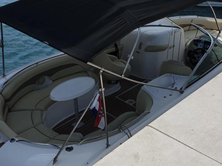 Charter a Chaparral Chaparral 263 Sunesta in Split on Samboat