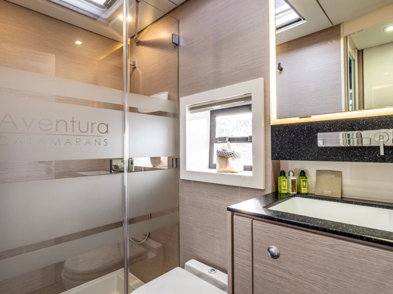 Hire a Aventura Aventura 50 Porto Cheli