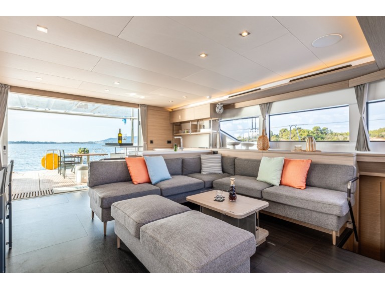 Hire Catamaran with or without skipper Lagoon Porto Cheli