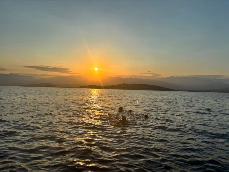 Charter a Salpa Salpa Soleil 30 in Porto-Vecchio on Samboat
