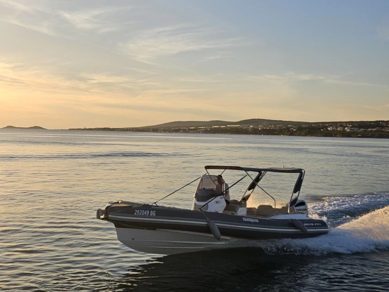 Hire a Salpa Salpa Soleil 24.5 Tkon