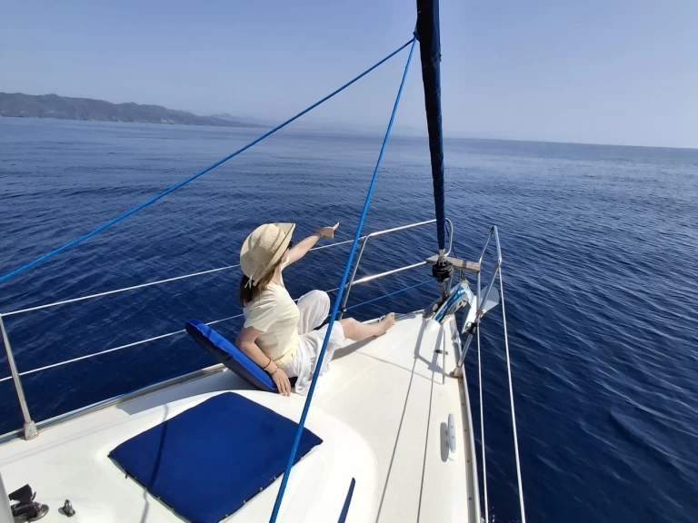 Yacht hire Palma de Mallorca cheap Bavaria 30 Cruiser