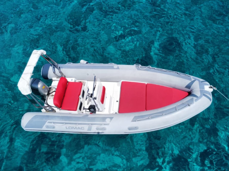 Yacht charter Porto Rotondo - Lomac Lomac 520 OK on SamBoat
