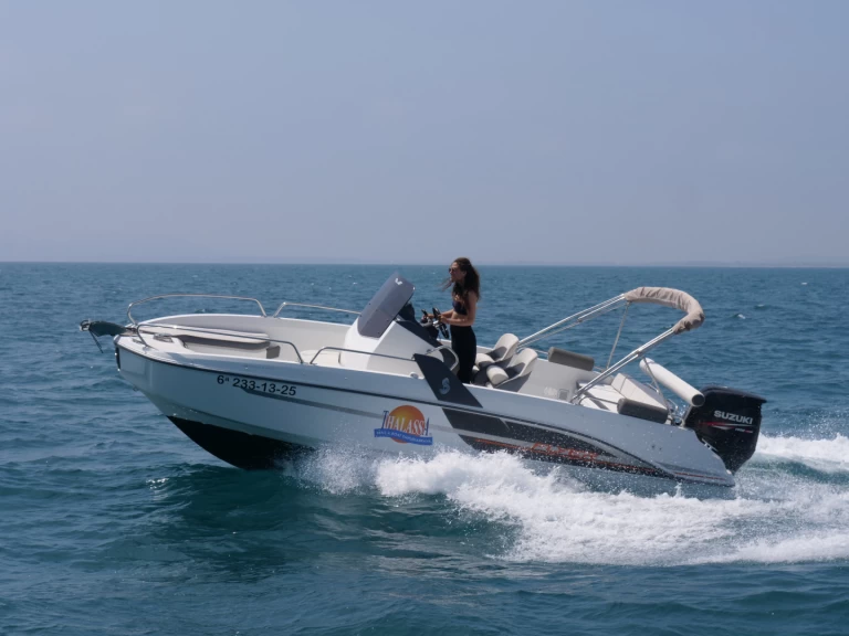 Motorboat to hire Empuriabrava at the best price
