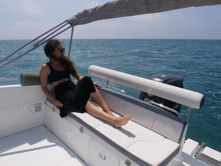 Yacht hire Empuriabrava cheap Flyer 6.6 SPACEdeck
