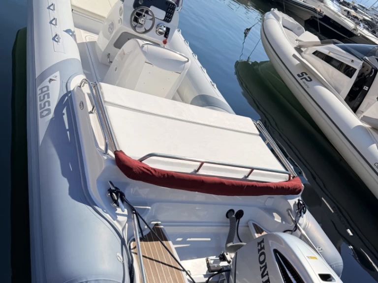 RIB to hire Porto di Mergellina at the best price
