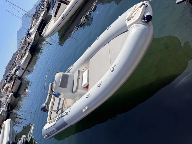 Hire a Doviboat SUNRISE 62 Porto di Mergellina