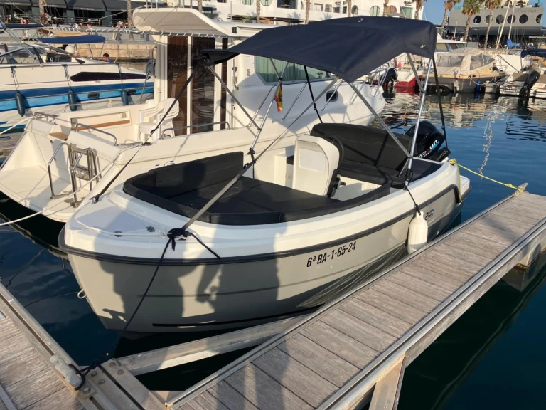 Yacht hire Alicante cheap AQUA24 515