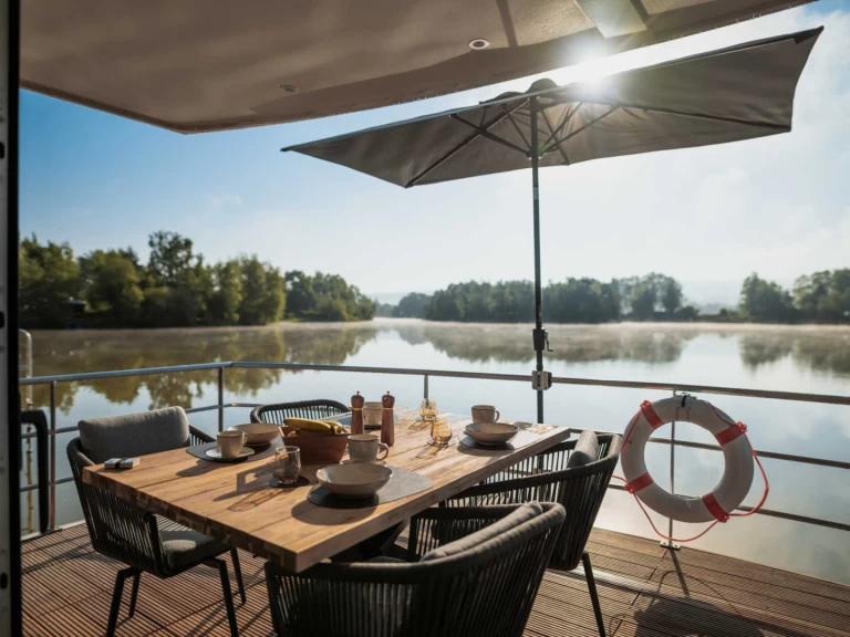 Canal boat to hire Höxter at the best price