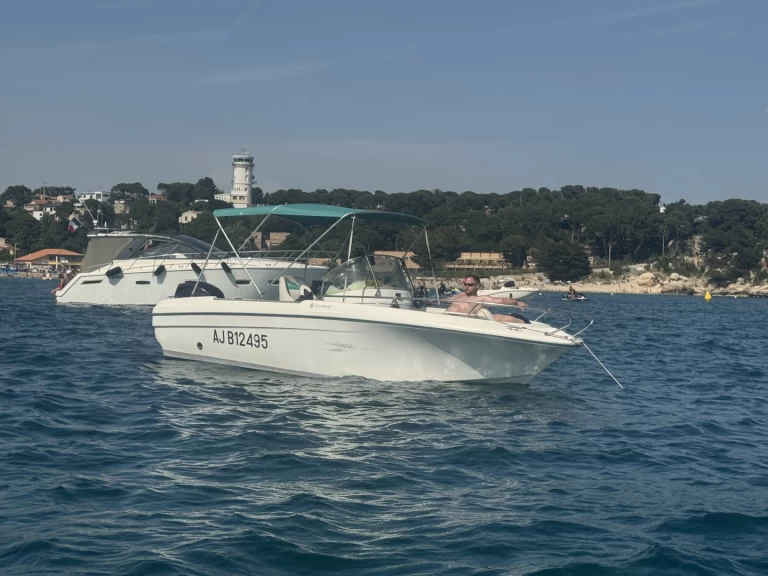 Charter a Jeanneau Cap Camarat 625 in Fos-sur-Mer on Samboat