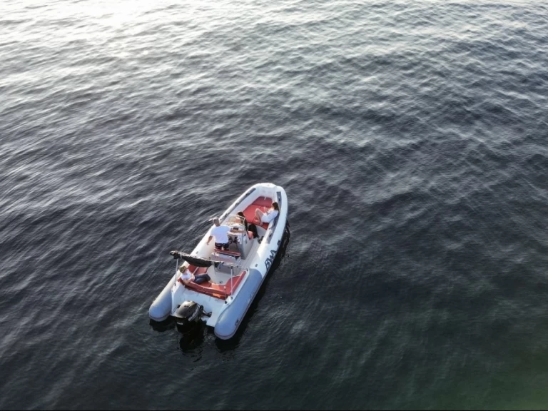 Yacht charter Gapeau - Bwa Sport 22 GT on SamBoat