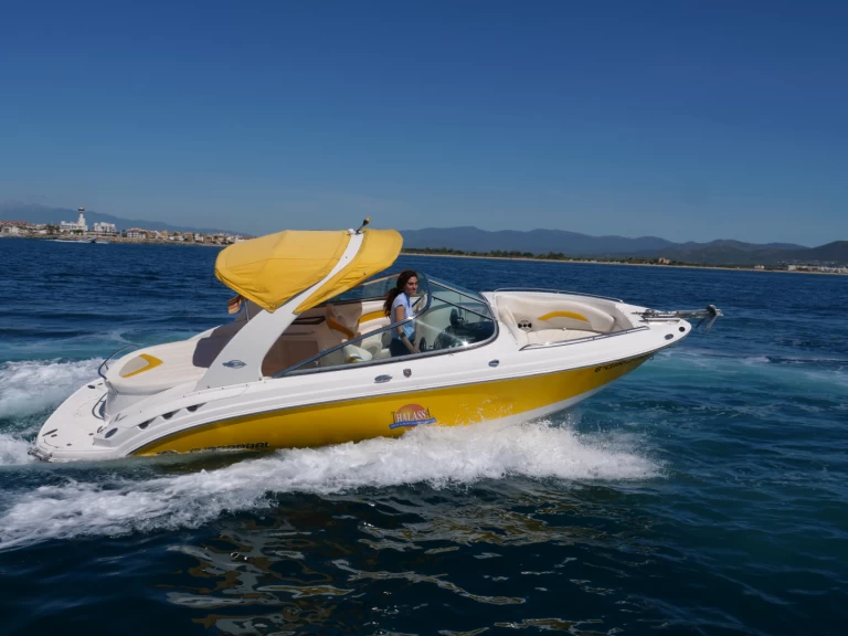 Hire a Chaparral 236SSX Empuriabrava