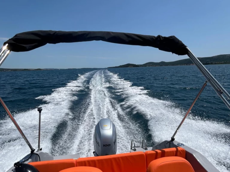 Yacht charter Kukljica - Quicksilver Activ 555 Open on SamBoat