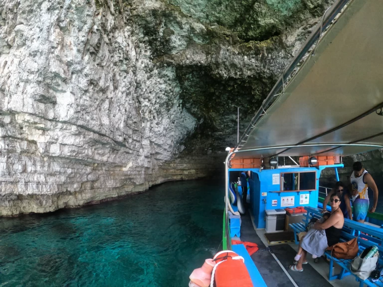 Yacht hire Mellieħa cheap Luzzu 38 feet