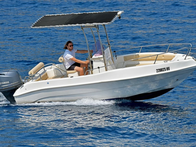 Bellingardo OPEN 550 charter bareboat or skippered in  Hvar