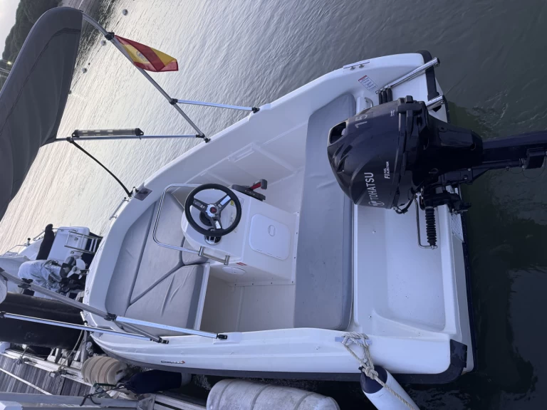 Yacht hire El Portil cheap Compass 150 CC