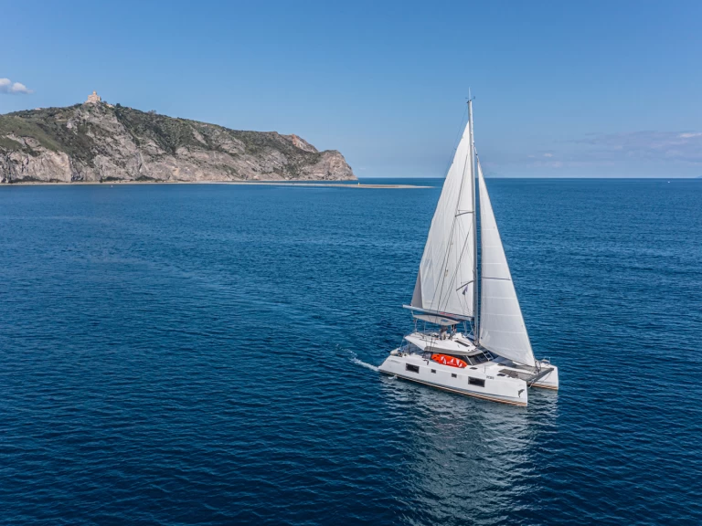 Yacht charter Furnari - Nautitech Nautitech 46 Fly on SamBoat
