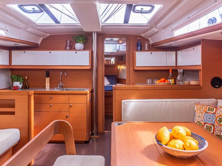 Hire a Dufour Dufour 430 Palermo