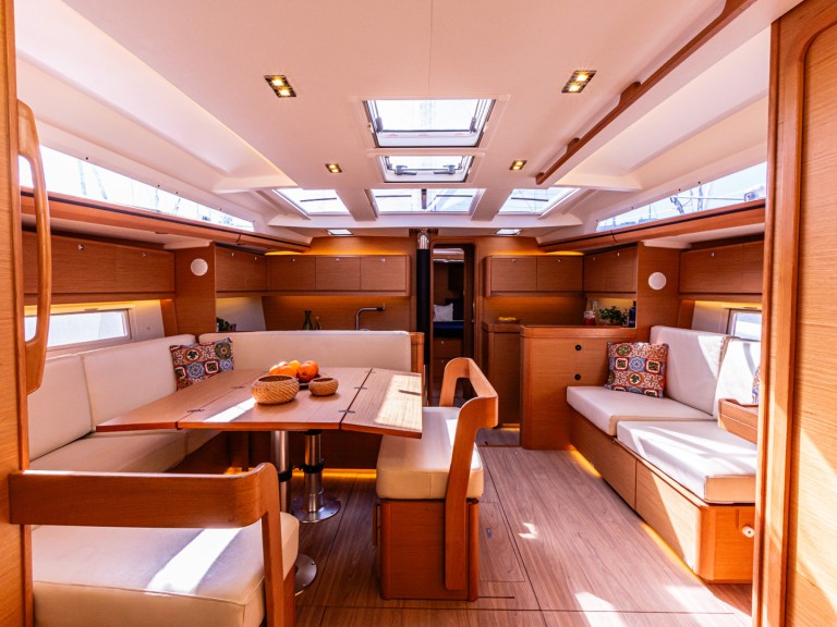 Hire Sailboat with or without skipper Dufour Furnari