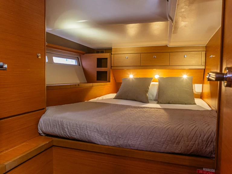 Sailboat hire in Furnari - Dufour Dufour 56 Exclusive 250 L