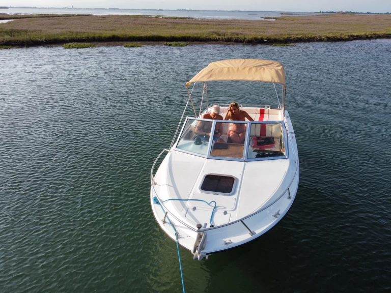 Yacht hire San Giuliano - Venezia cheap Laraya 