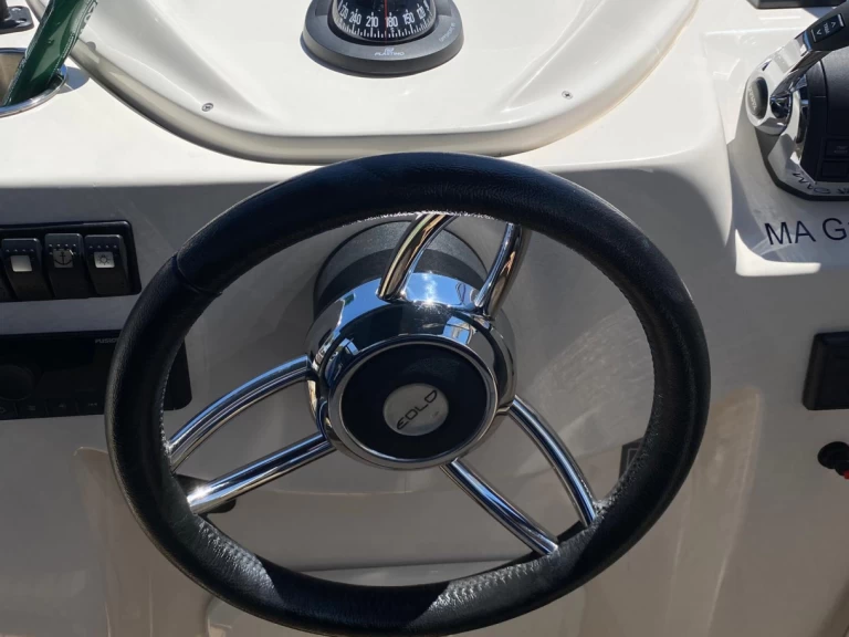 Hire Motorboat with or without skipper Eolo Saint-Tropez