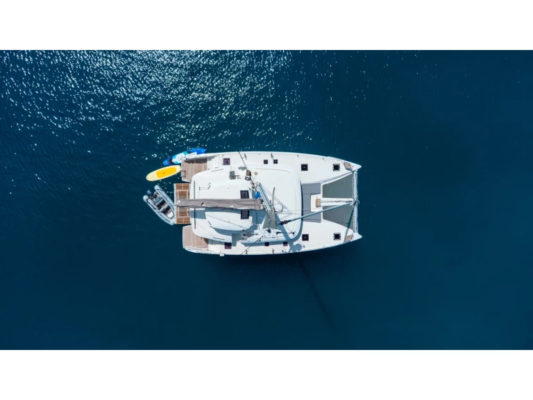Hire Catamaran with or without skipper Lagoon Porto Cheli