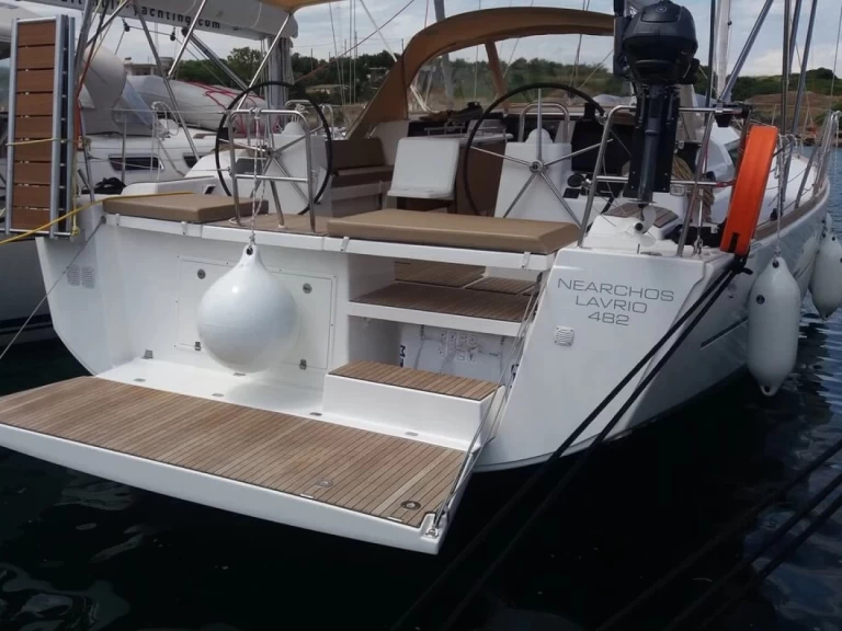 Sailboat hire in Lávrio - Dufour Dufour 460 Grand Large