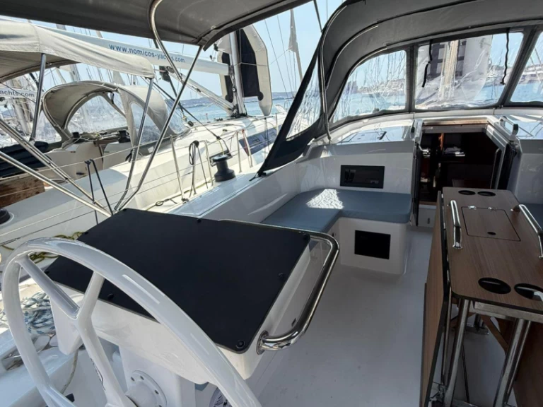 Bavaria Bavaria C46 charter bareboat or skippered in  Lávrio