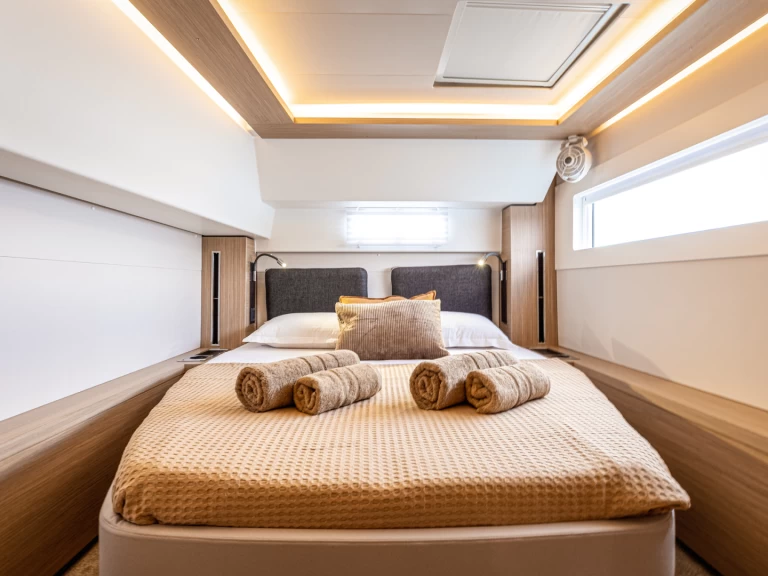 Yacht charter Porto Cheli - Lagoon Lagoon 46 on SamBoat
