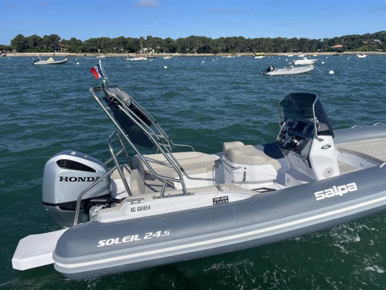 Salpa Salpa 24.5 charter bareboat or skippered in  Cap Ferret