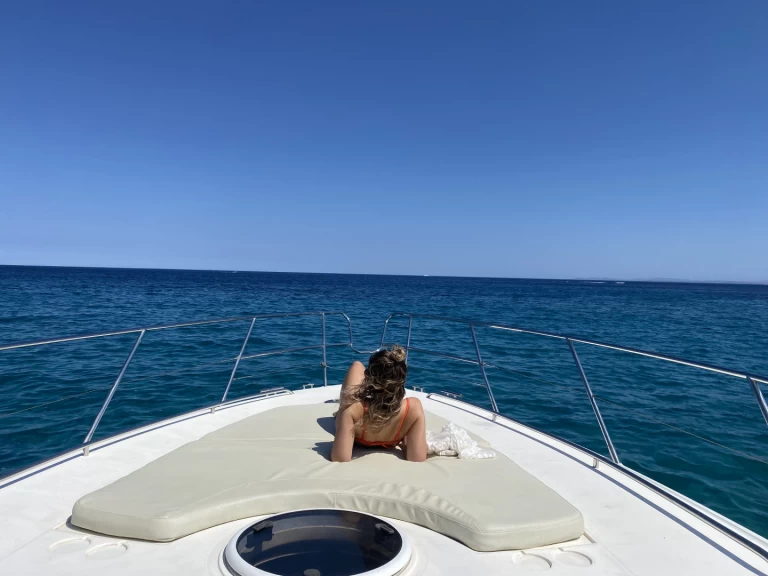 Hire a Princess Princess V50 Porto-Vecchio