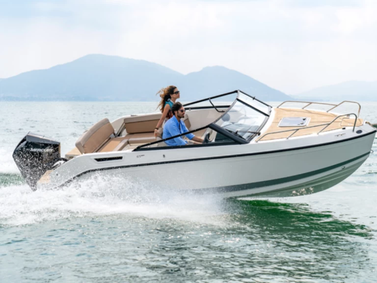 Quicksilver Activ 675 Cruiser charter bareboat or skippered in  Marseille