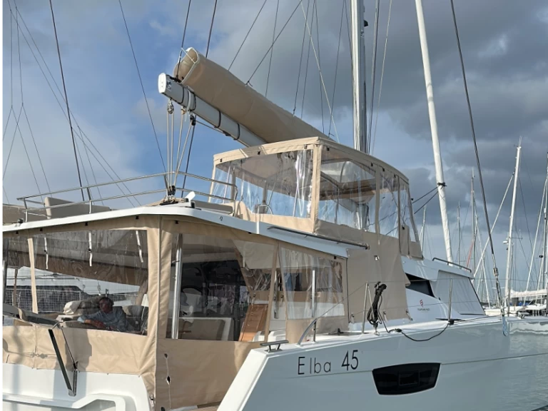 Catamaran hire in La Rochelle - Fountaine Pajot Elba 45