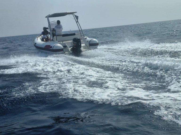 Yacht hire Sanremo cheap 21