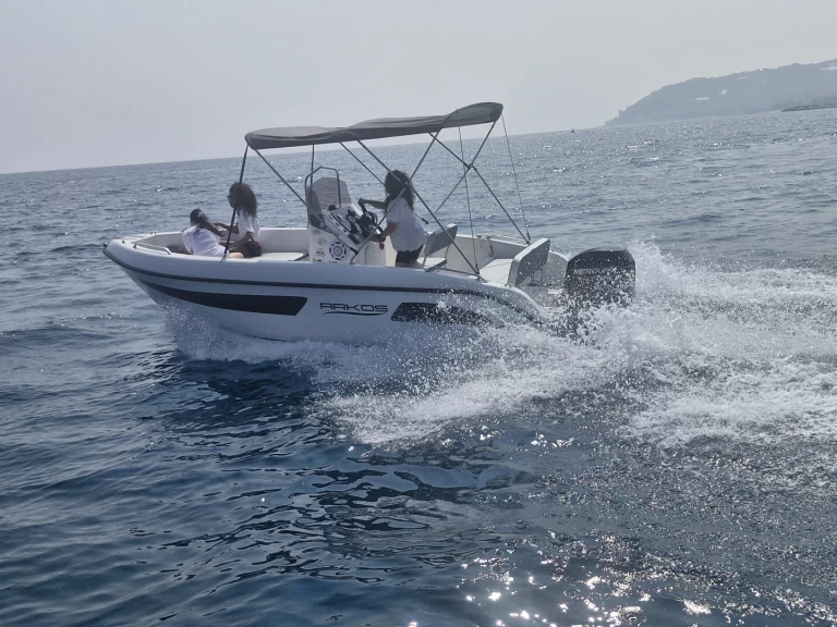 Hire Motorboat Arkos with a boat licence
