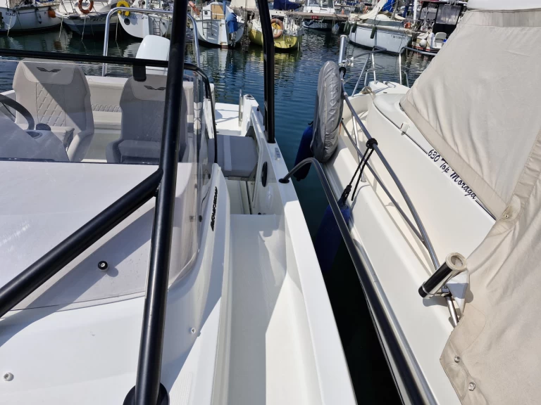 Bénéteau Flyer 8 SUNdeck charter bareboat or skippered in  Barcelona