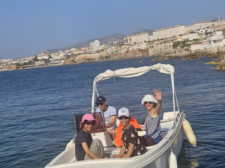 Charter a Selva-Marine T4.8 in Marseille on Samboat